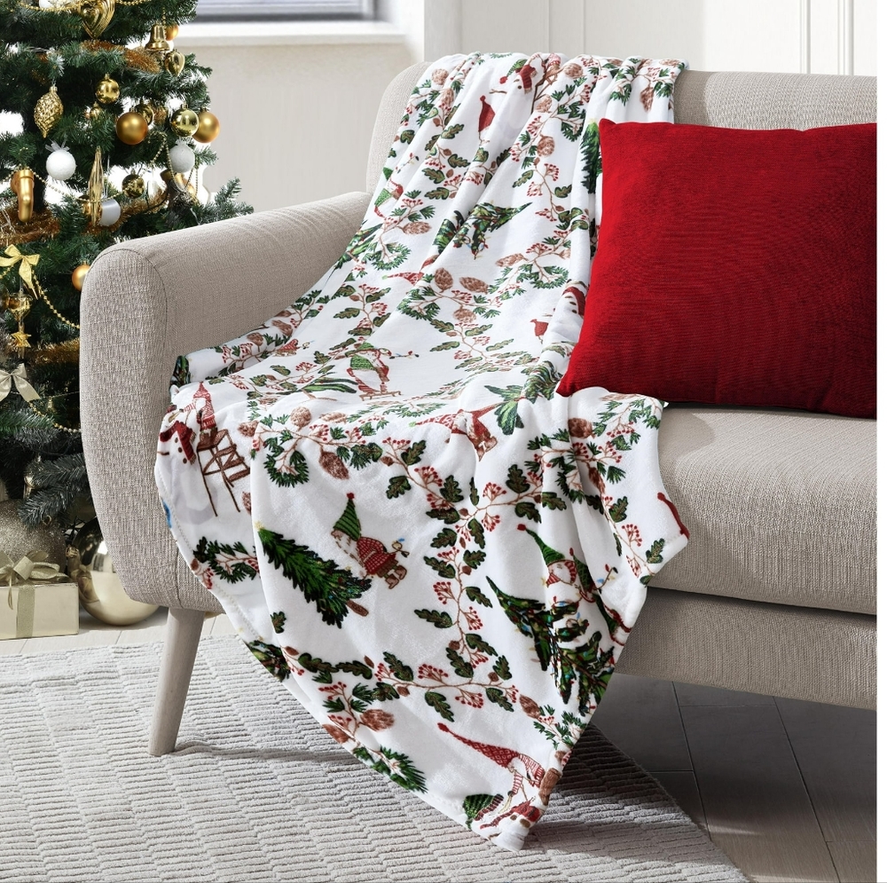 Gnome Christmas Plush Super Soft Blanket Throw 50" x 60" NWT Gift $20